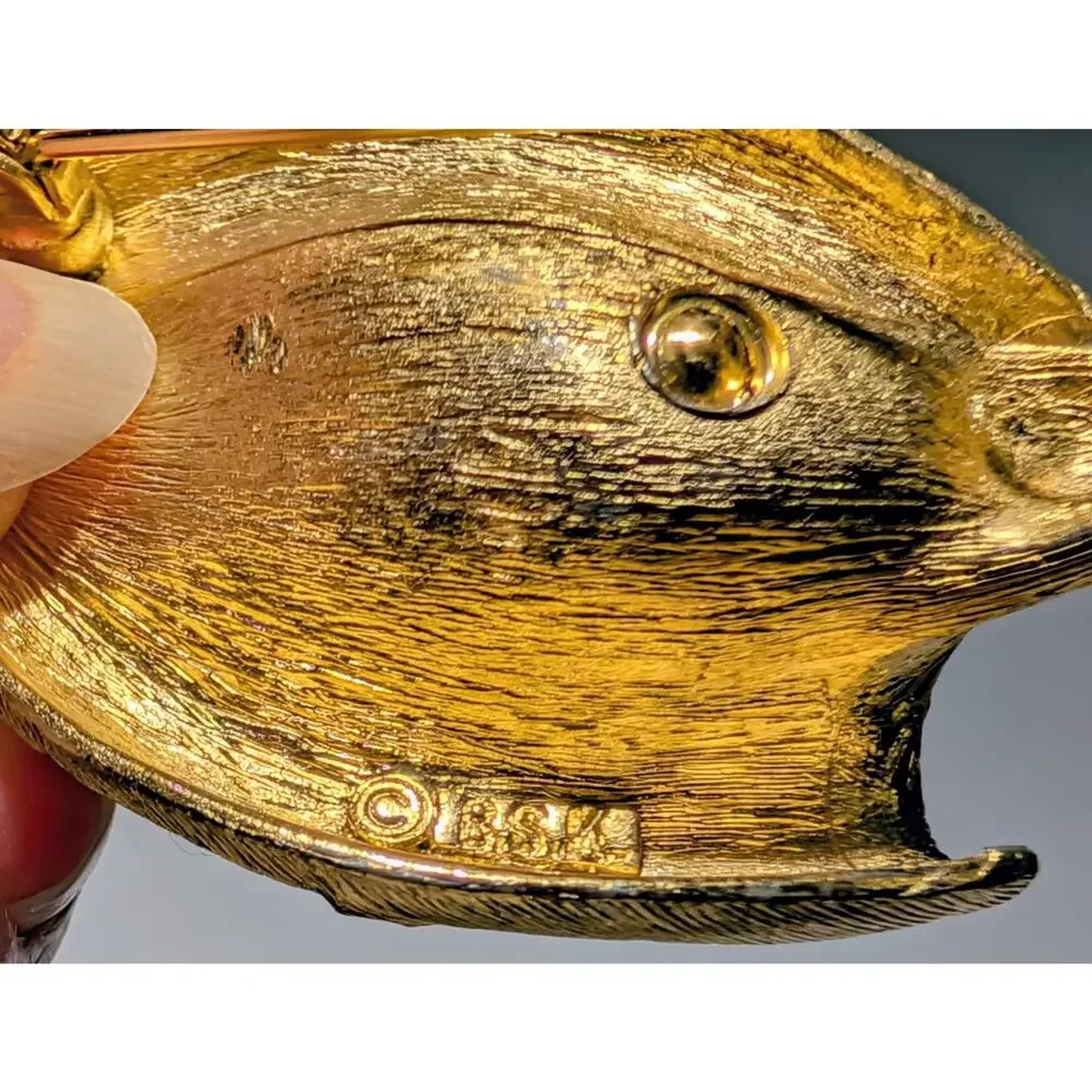 Vtg BSK Lily Brushed Gold Tone Brooch 2.75